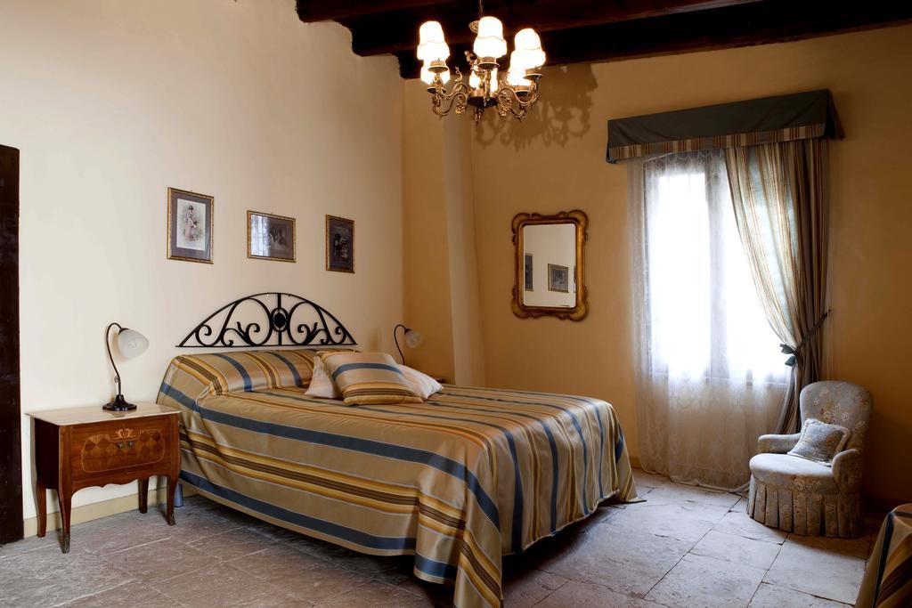 Palazzo Antica Via Appia Bitonto Quarto foto